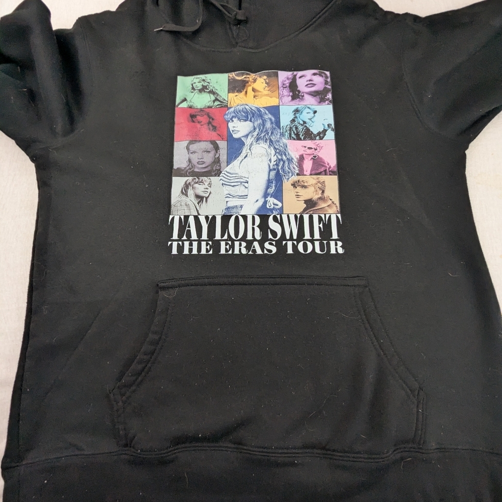 Taylor Swift The Eras Tour 2023 Concert Hoodie Size Medium